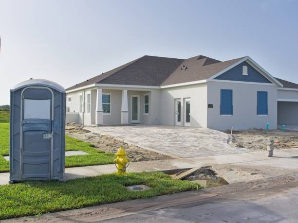 Porta potty delivery and setup in Duquesne, PA